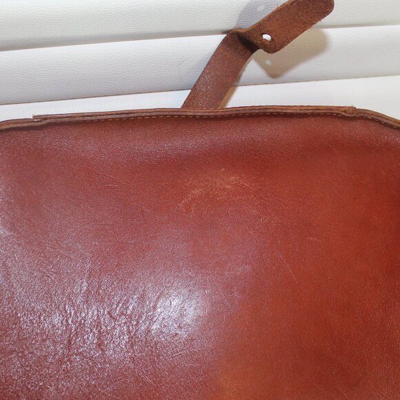 Lucky Brand Genuine Leather Messenger Crossbody Shoulder  Ruby Red bag - Picture 7 of 10